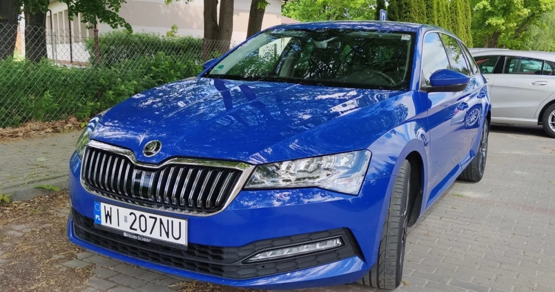 Skoda Superb cena 86838 przebieg: 165600, rok produkcji 2020 z Skawina małe 562